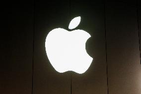 The Apple logo
